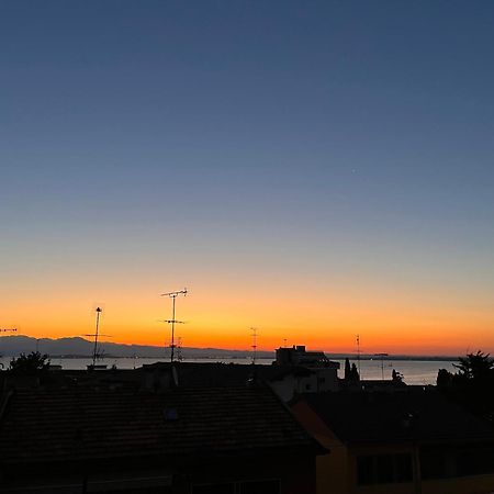 Appartamenti Villa Lina Desenzano del Garda Bagian luar foto