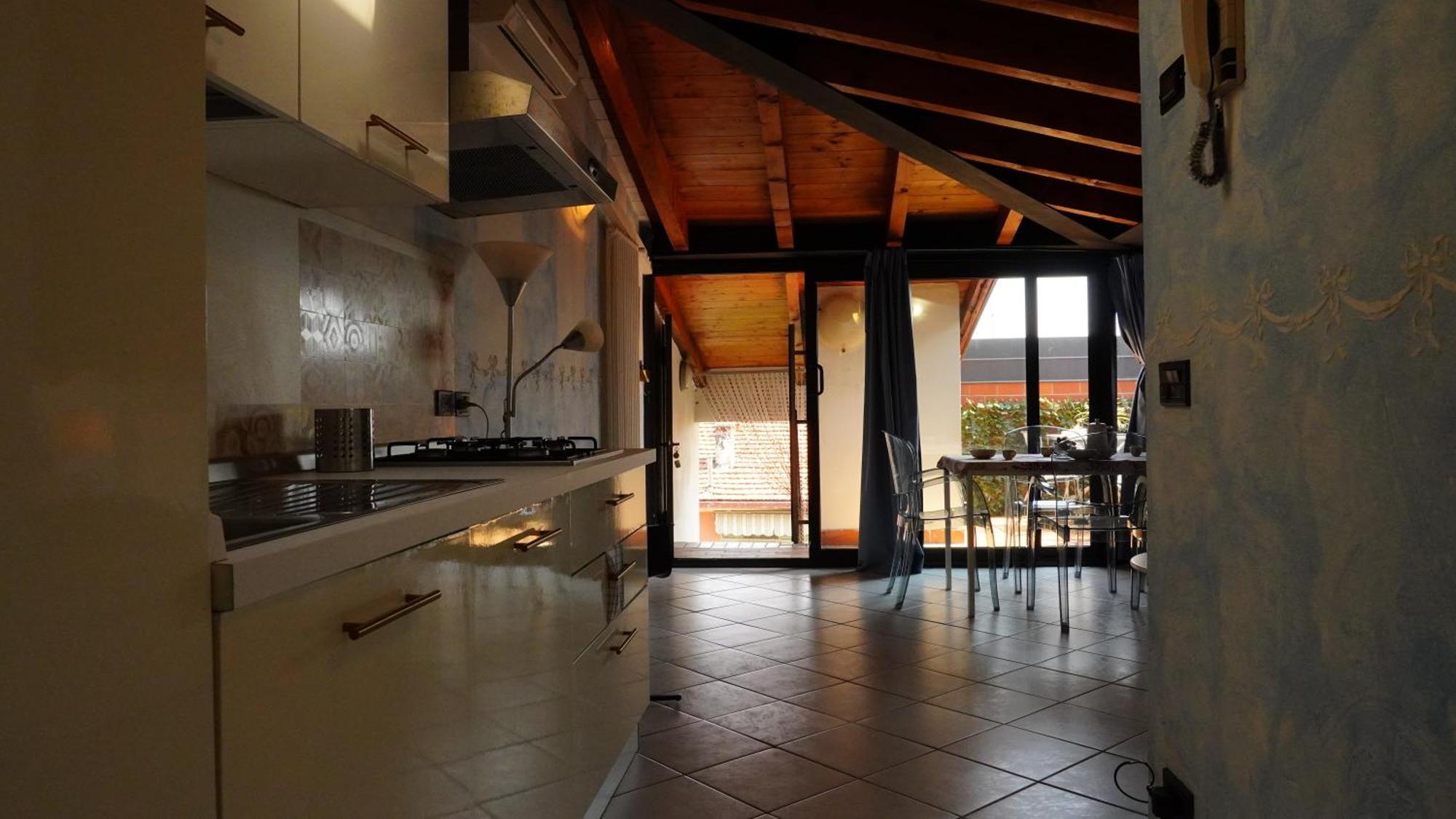 Appartamenti Villa Lina Desenzano del Garda Bagian luar foto
