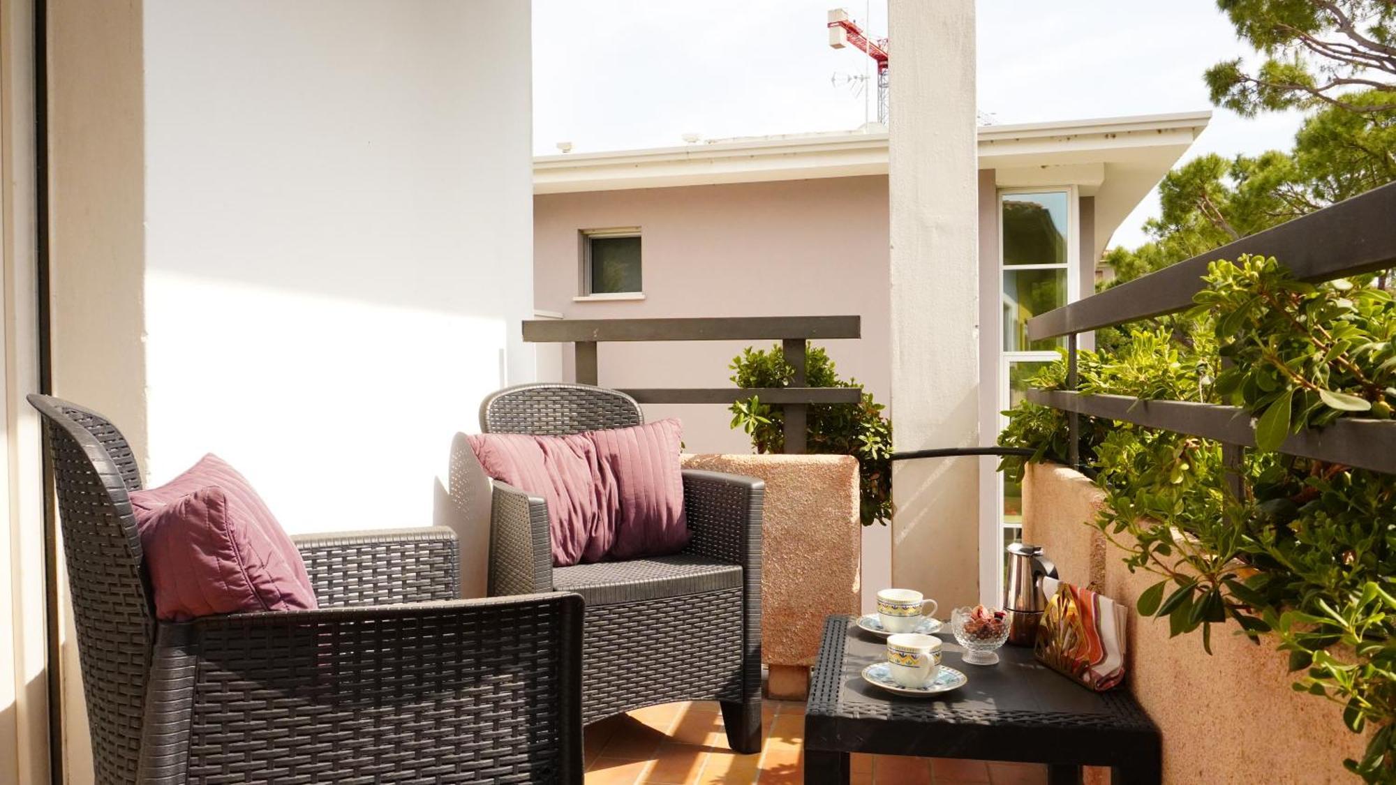 Appartamenti Villa Lina Desenzano del Garda Bagian luar foto